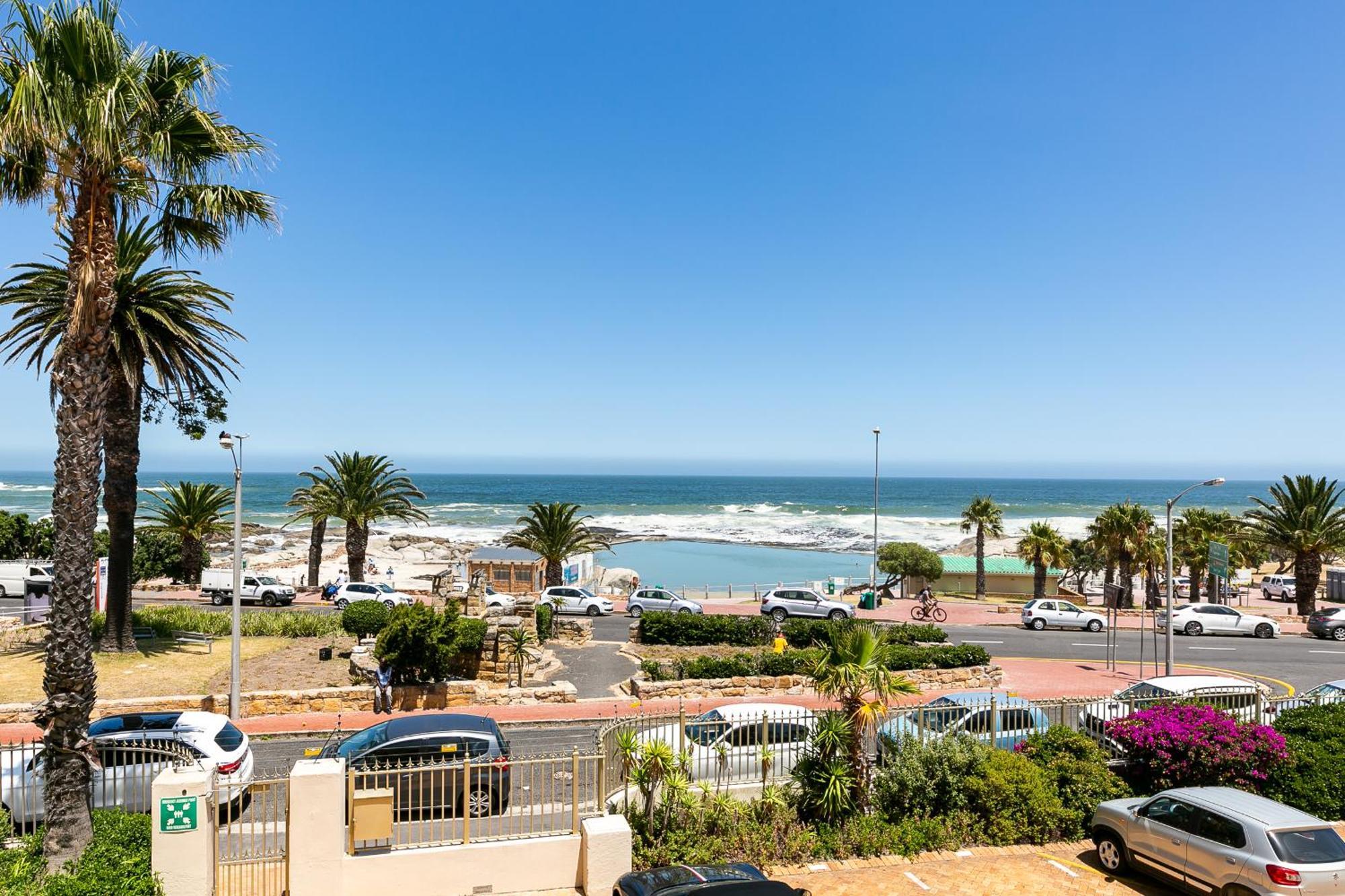 Camps Bay Village - Studios And Apartments 케이프타운 객실 사진