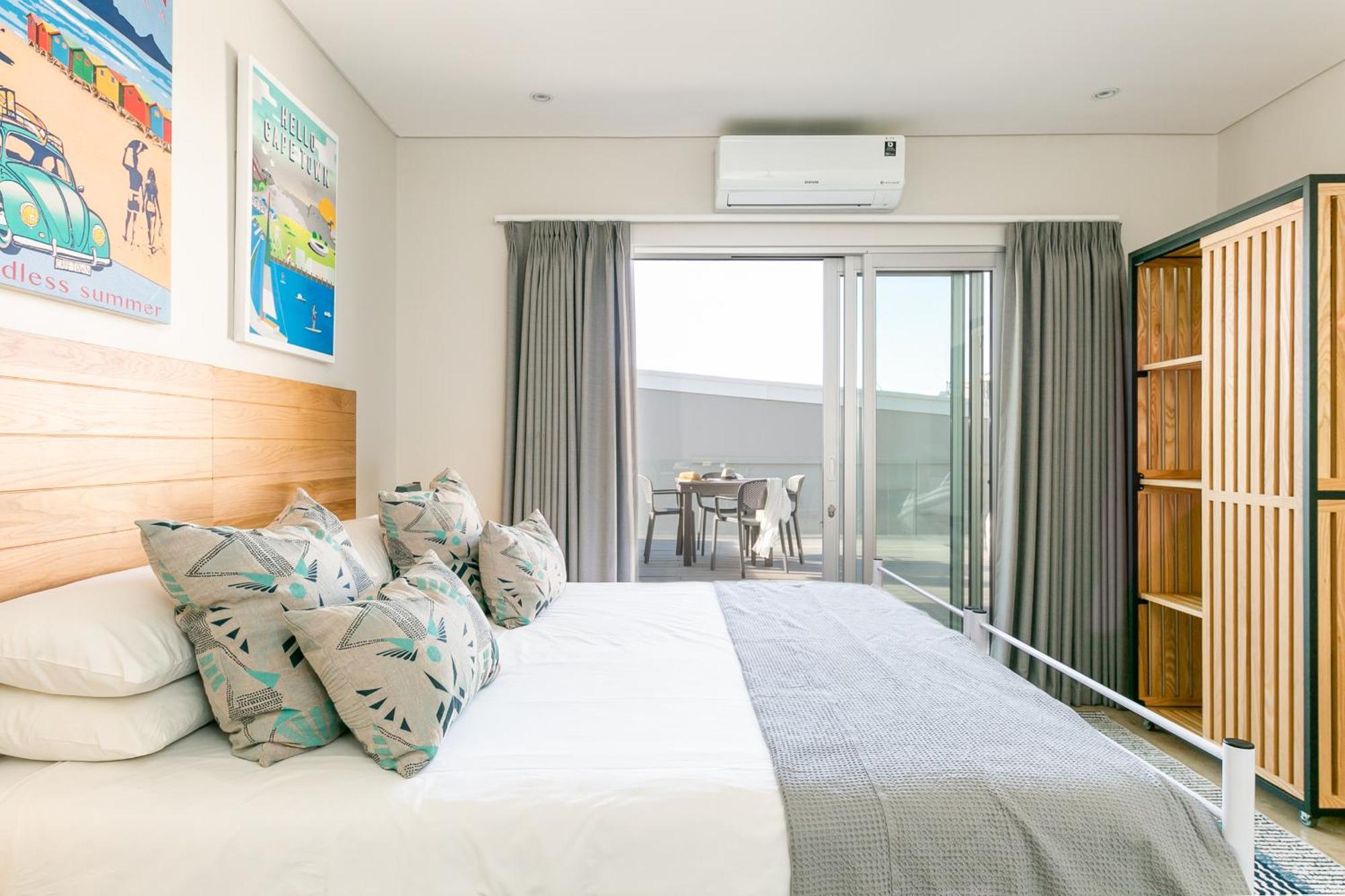 Camps Bay Village - Studios And Apartments 케이프타운 객실 사진