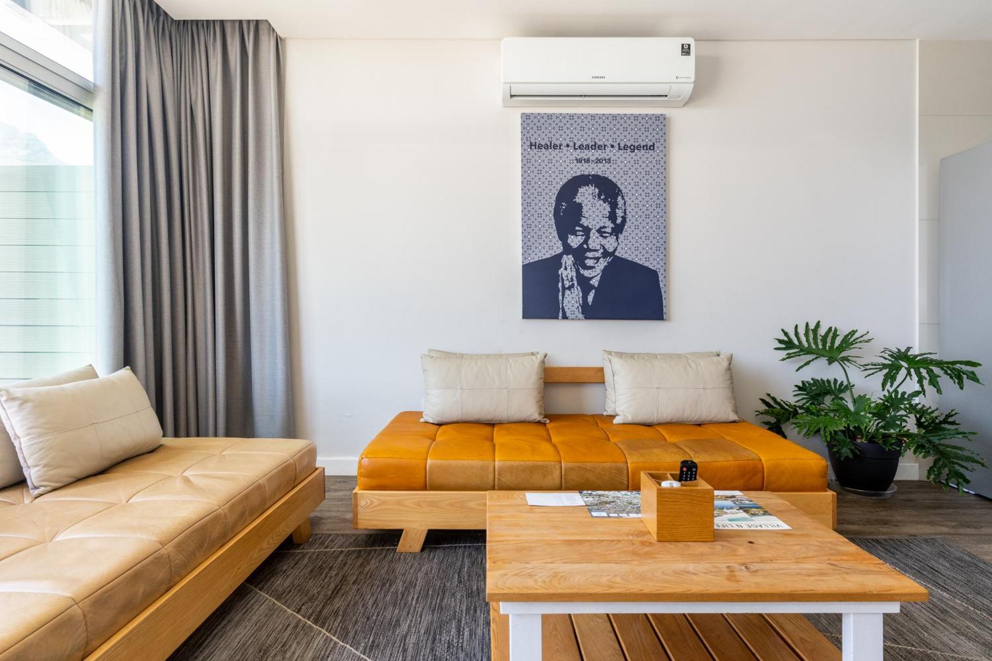 Camps Bay Village - Studios And Apartments 케이프타운 객실 사진