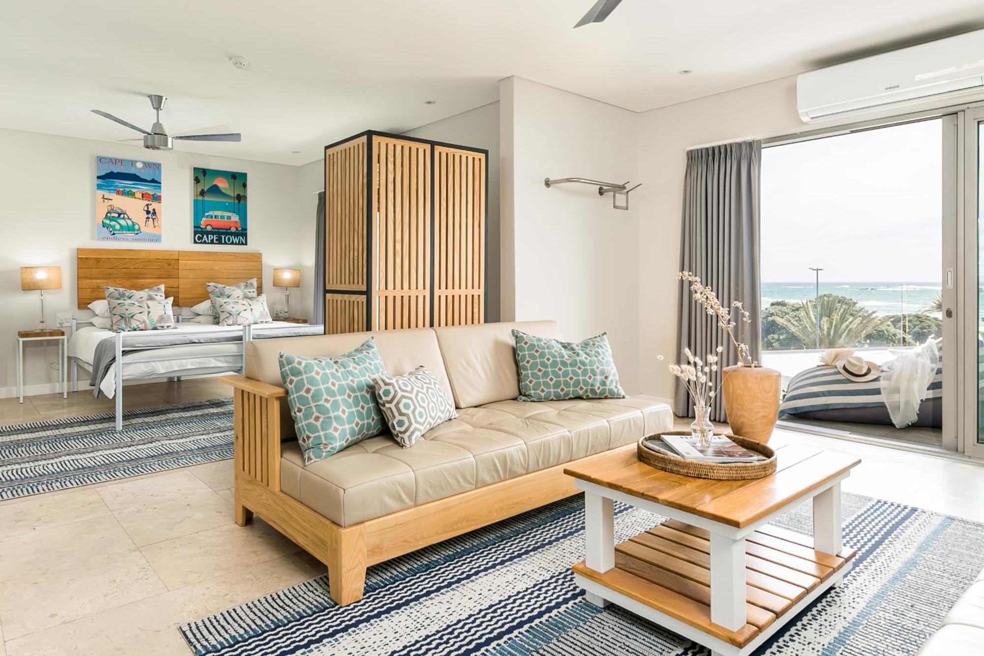 Camps Bay Village - Studios And Apartments 케이프타운 객실 사진